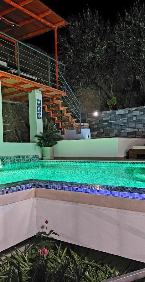Villa Achlia Luaran gambar
